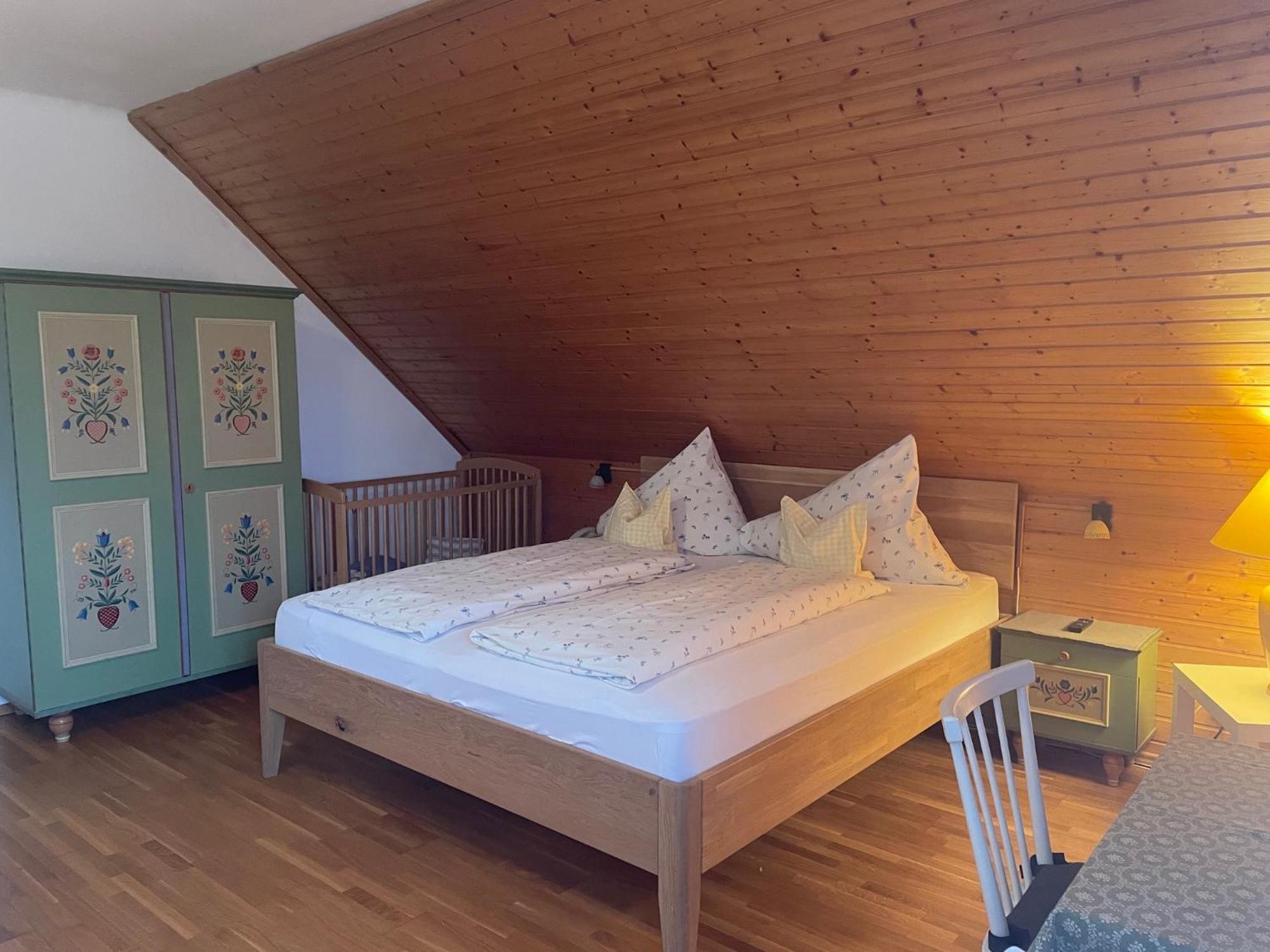 Gasthof Martinihof Latschach ober dem Faakersee Luaran gambar