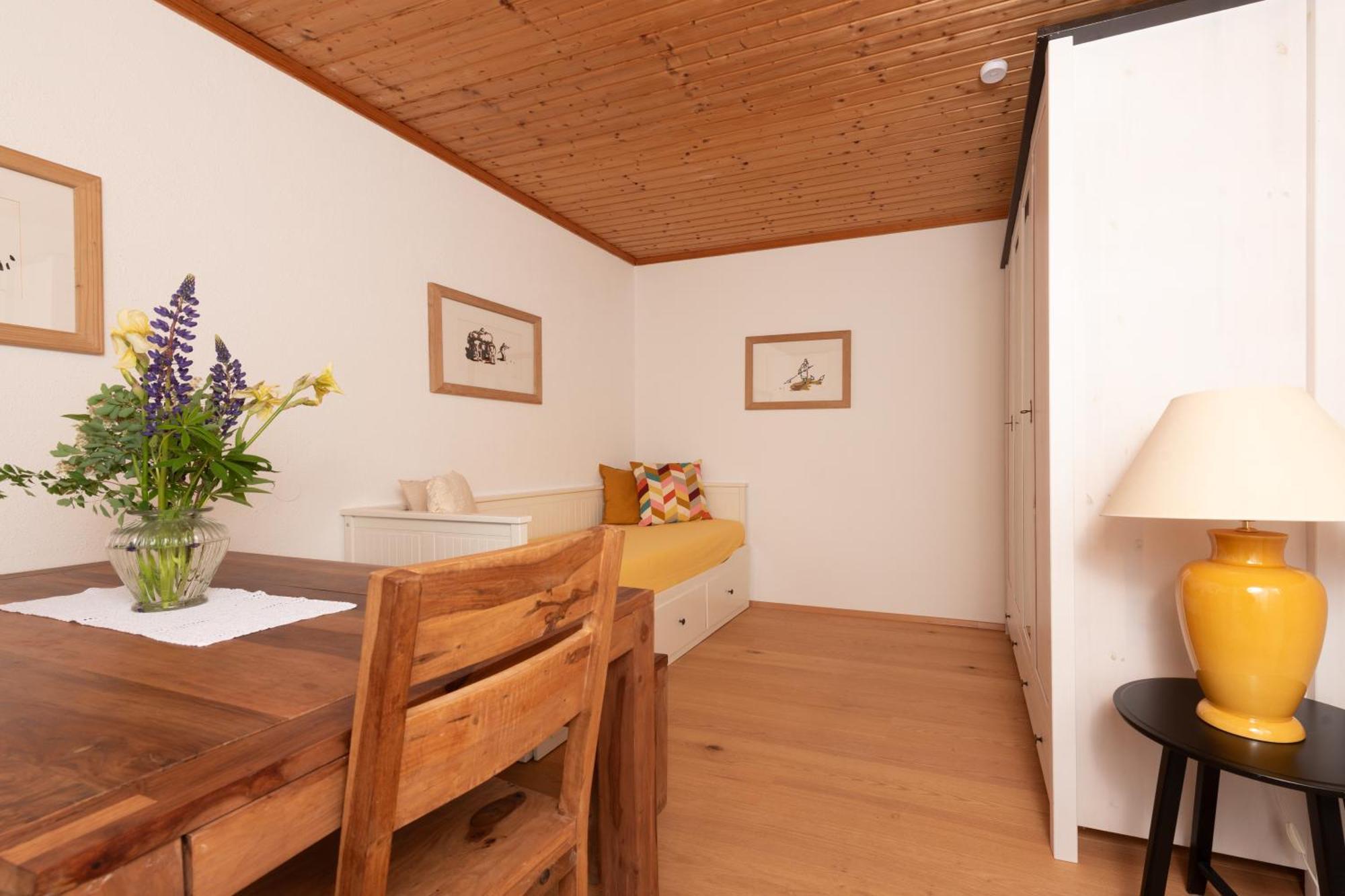 Gasthof Martinihof Latschach ober dem Faakersee Luaran gambar