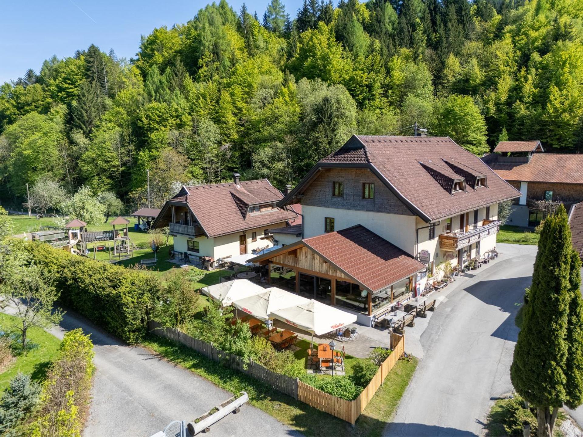 Gasthof Martinihof Latschach ober dem Faakersee Luaran gambar
